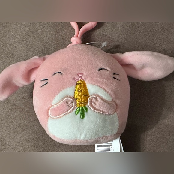 Kellytoy Bop the Carrot Bunny Squishmallow Clip-on Backpack Stuffed Plush Toy - Picture 5 of 13
